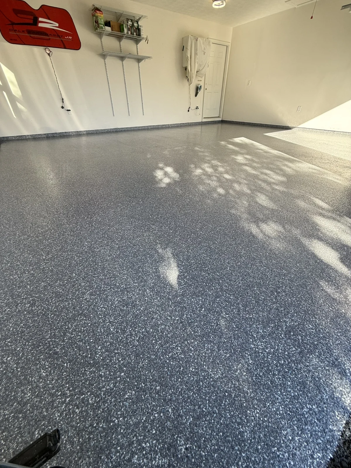 Custom Blizzard garage floor facing the rear wall in Rural Retreat, Virginia