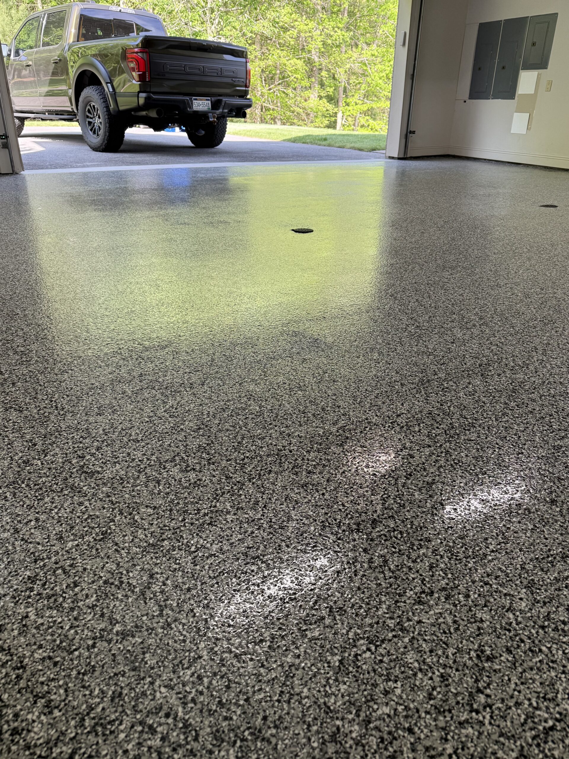 decorative chip floor systems installed by Epoxy King
